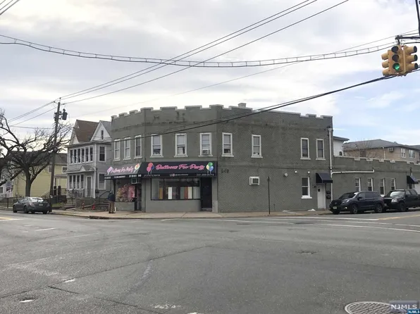 848 Paterson Ave, East Rutherford, NJ 07073