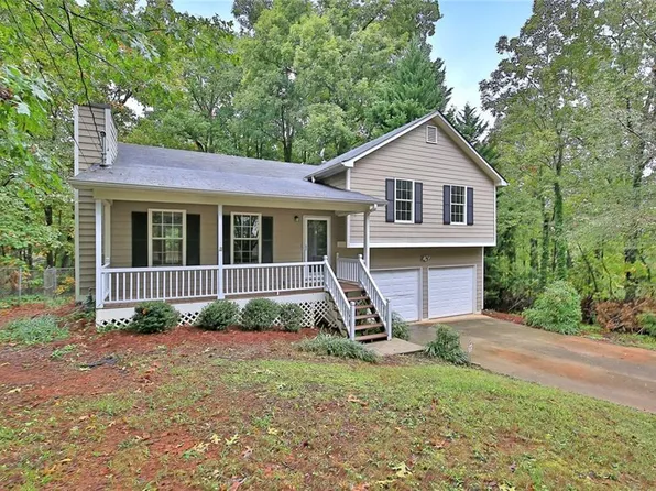 496 Deering Dr, Douglasville, GA 30134