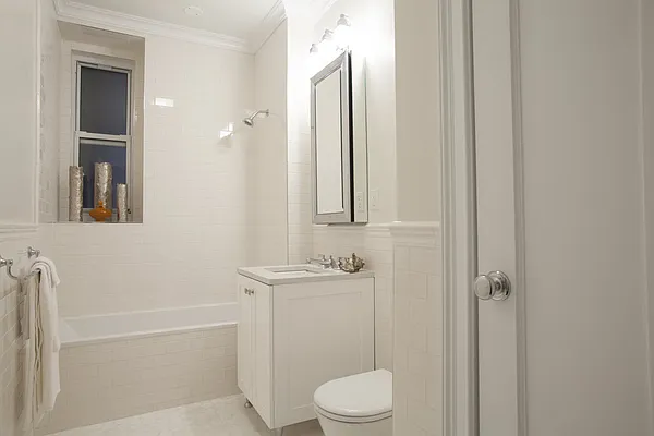 Rented by Stonehenge NYC LLC | media 24