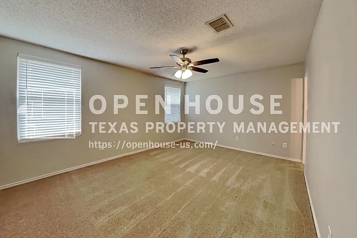 733 Tuscany Trl — Photo 9