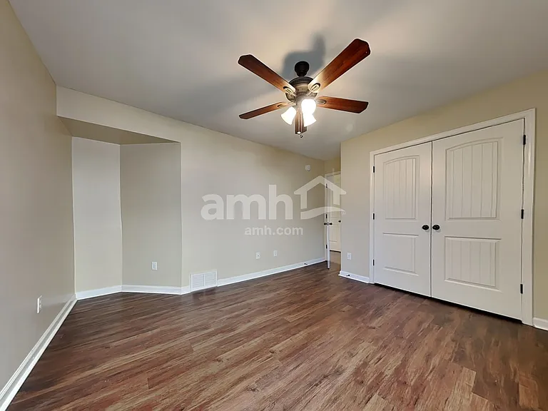 1246 Carlton Ridge Dr — Photo 14