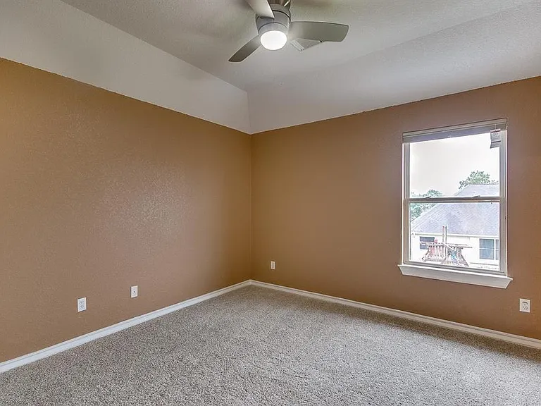26307 Sundown Cove Ln — Photo 22