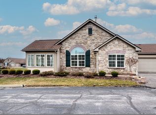 1912 Woods Dr, Streetsboro, OH