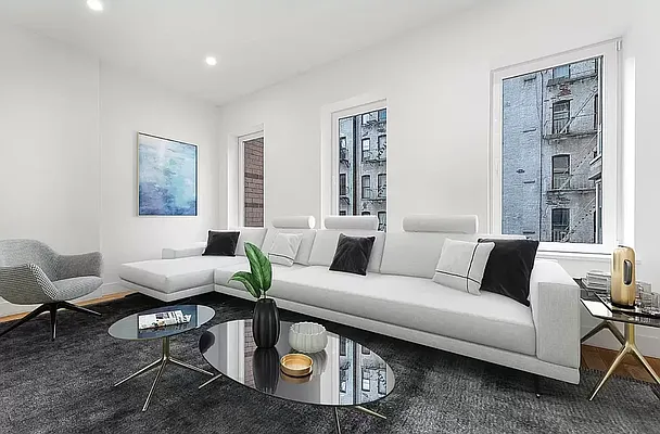 Rented by REAL New York | media 24