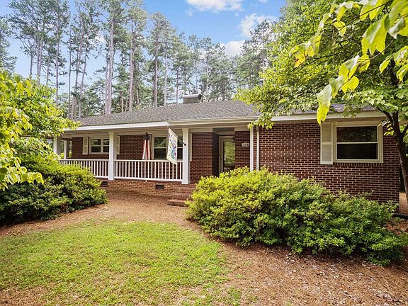 3rd image of 186 Pine Cone Dr