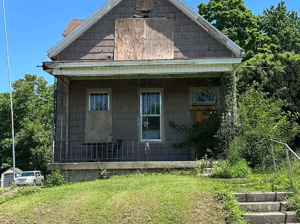 1217 Timea St, Keokuk, IA 52632