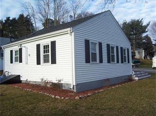 2nd image of 7 Grasshopper Ln #1