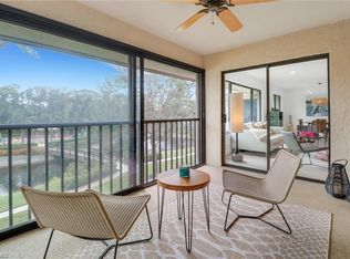 5964 Pelican Bay Blvd APT 434, Naples, FL 34108