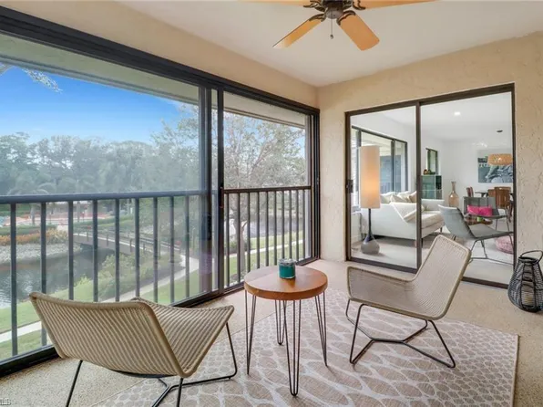 5964 Pelican Bay Blvd, Naples, FL
