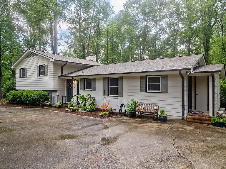 3509 Westglen Rd — Photo 33