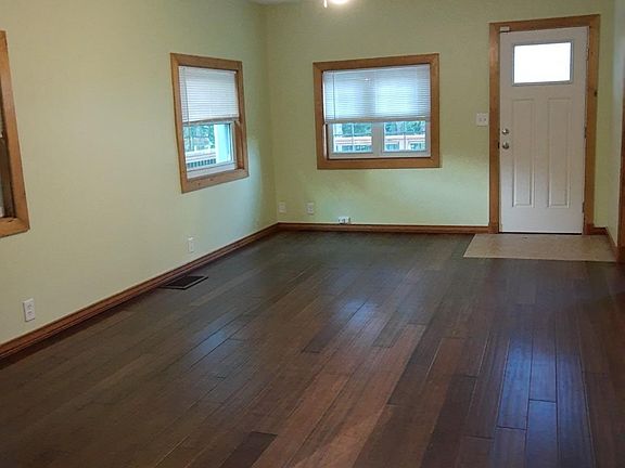 4th image of 2918 S 65th St