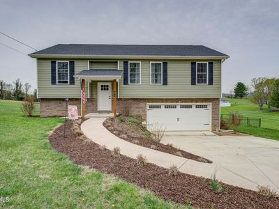 90 Carr Ln N, Fall Branch, TN, 37656