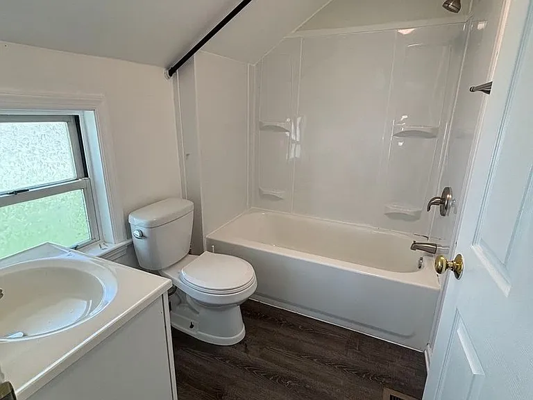 37 Rural Ave — Photo 10