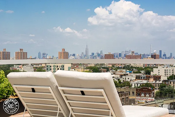 Rented by MySpaceNYC | media 23