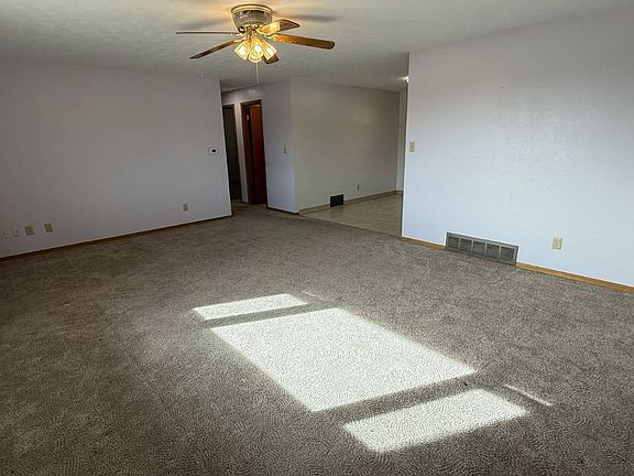 2nd image of 708 S 7th St