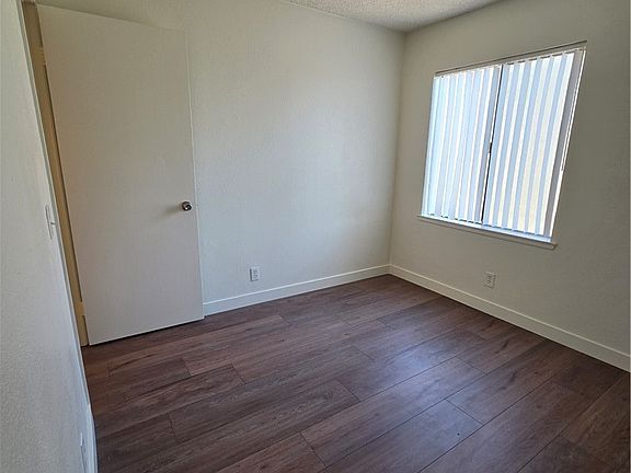 5th image of 600 W 3rd St