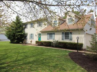 443 Dolly Dr, Lancaster, PA