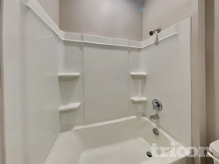 523 Falcon Ridge Rd — Photo 15