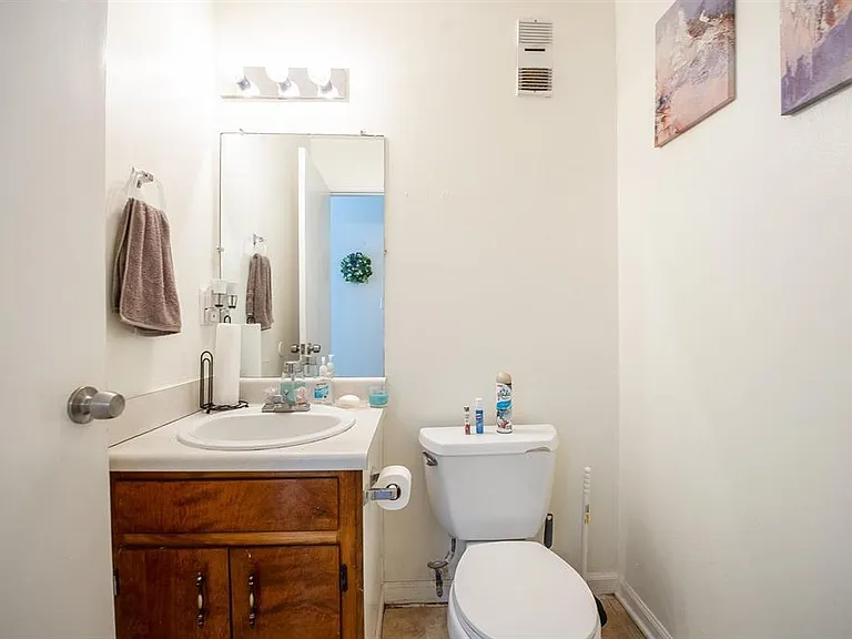 2309 Green Timbers Trl #B — Photo 7