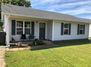 408 Eddy St, Oak Grove, KY 42262