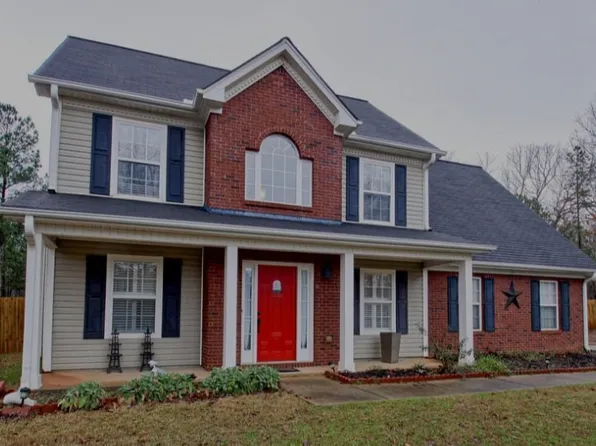 164 Dodgen Place Dr, Hampton, GA 30228