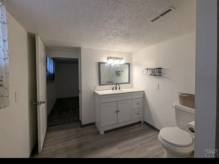 404 Homer Ave — Photo 16