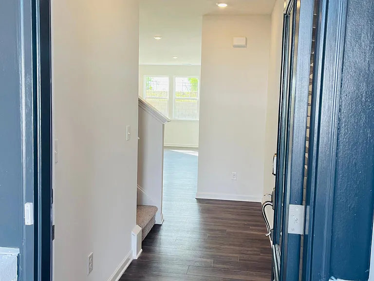 223 Banner Rd — Photo 4