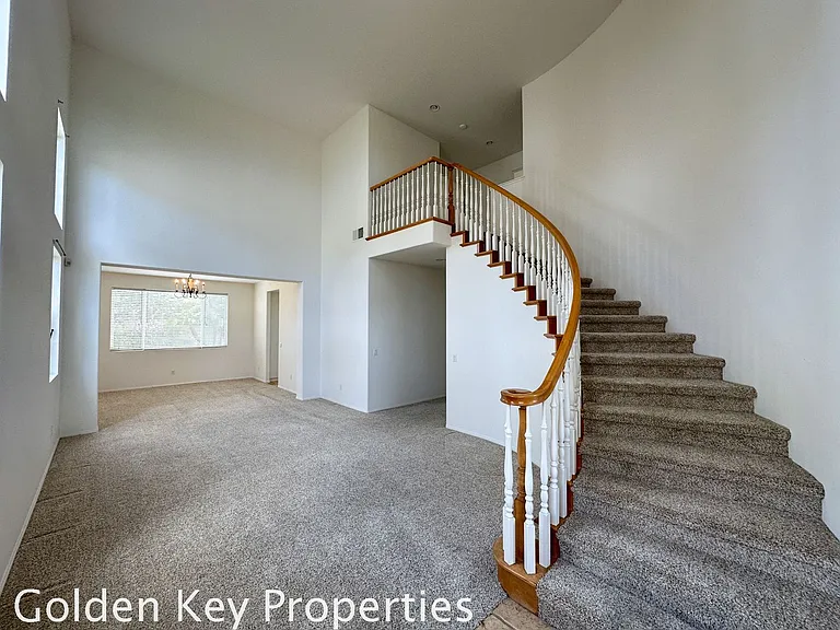 1188 Abelia Ave — Photo 5