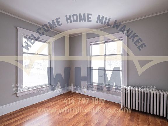 4th image of 2802 N Holton St