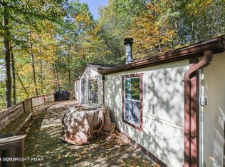 117 Teak Dr, Greentown, PA 18426