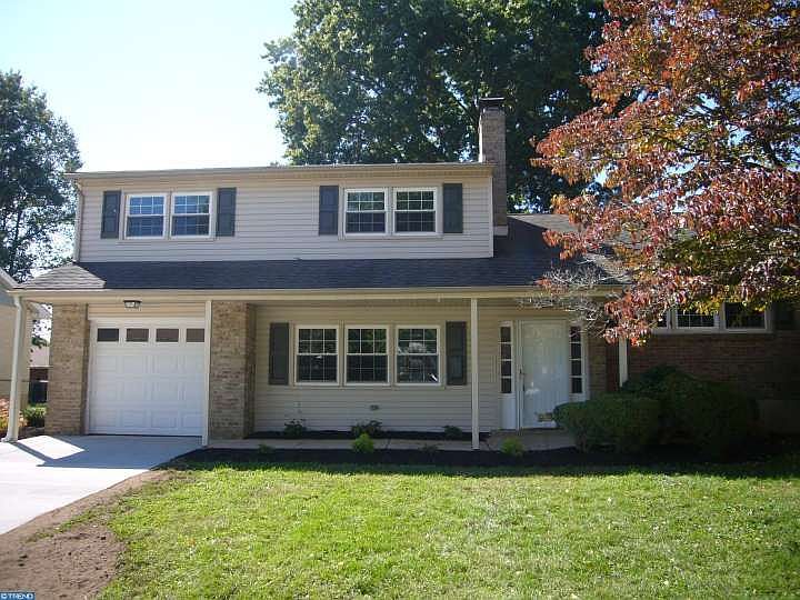 1st image of 2632 Drayton Dr