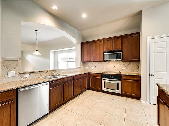 5th image of 9749 Burwell Dr