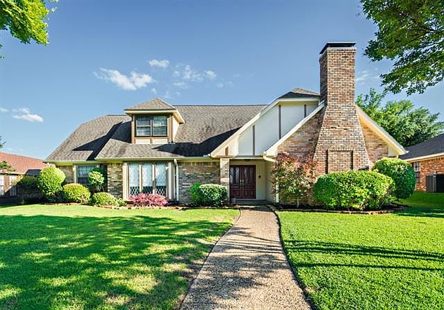 1st image of 10022 Chimney Hill Ln