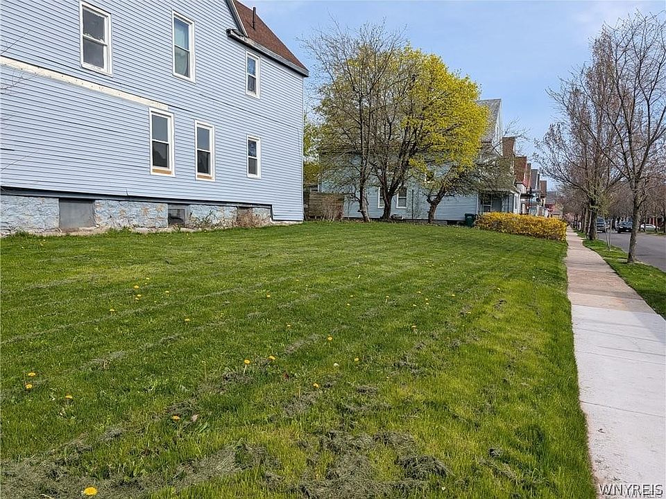 1st image of 393 Hampshire St #1