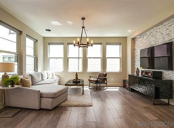 3rd image of 6714 Kenmar Way