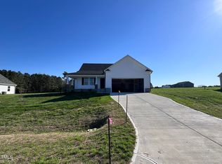 60 Hydrangea Ln, Benson, NC 27504