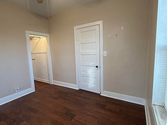 4th image of 2308 Avenue H
