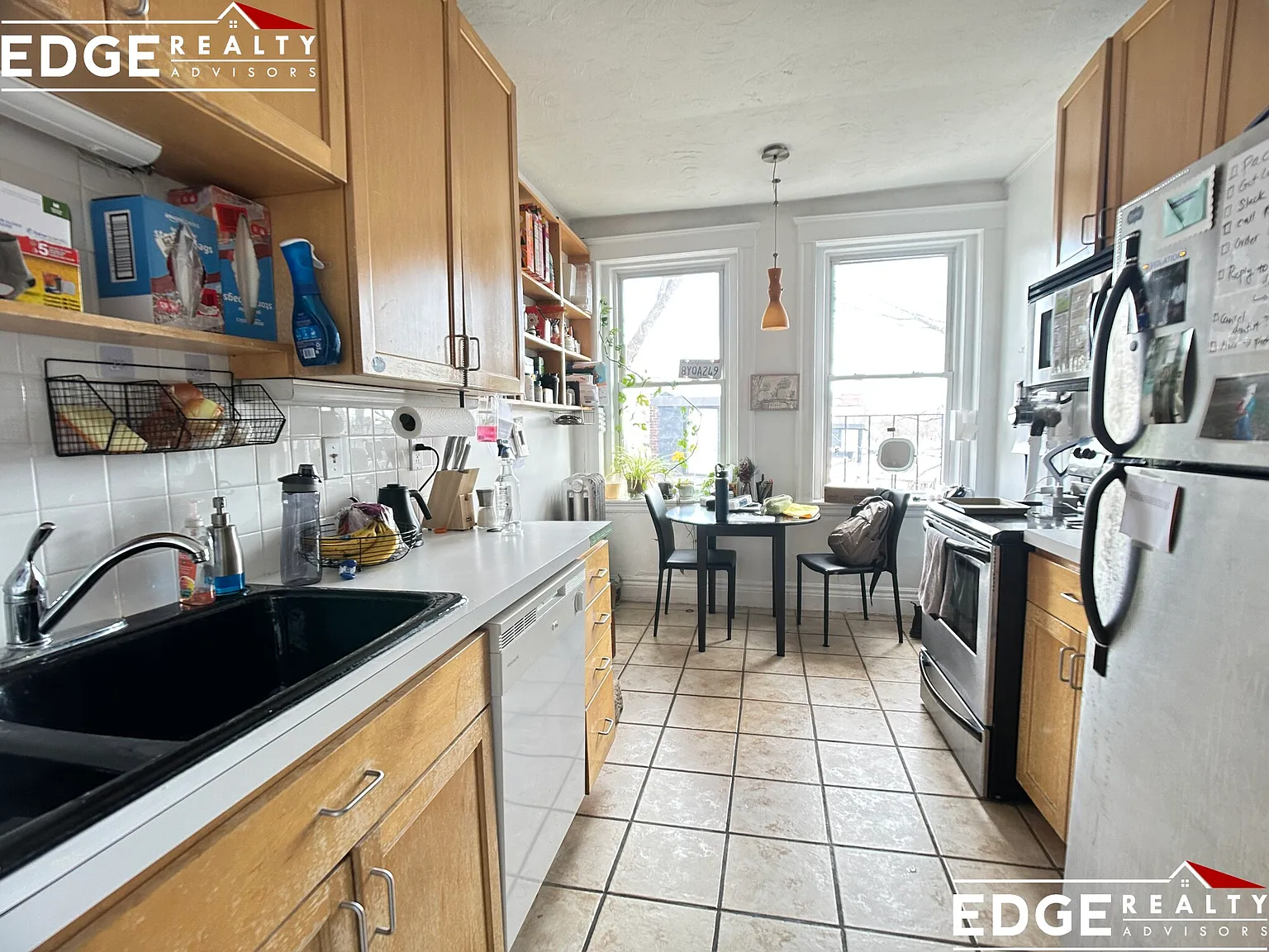 2 bed, 800 sqft, $2,700 — Photo 4