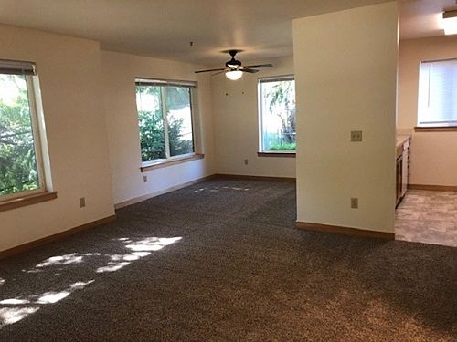 2nd image of 515 S 152nd St
