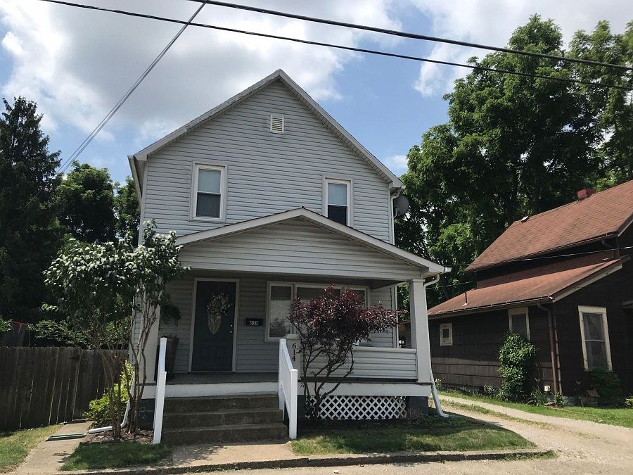 2nd image of 614 Cedar Ln NW
