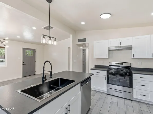 827 E Lester St, Tucson, AZ 85719