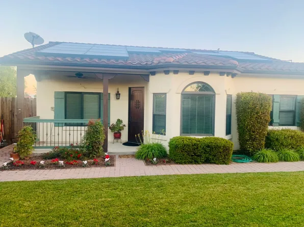 234 Rosebud Ave #B, Hollister, CA 95023