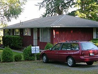 2nd image of 4619 Fowler Ave SE