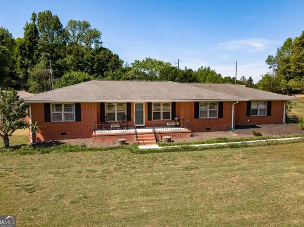338 Virginia Ln, Hull, GA 30646
