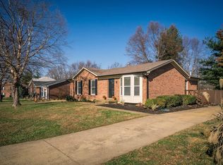 10015 Belltower Ct, Jeffersontown, KY 40299
