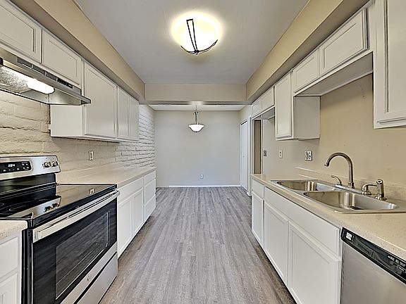 5th image of 65 E Mediterranean Dr