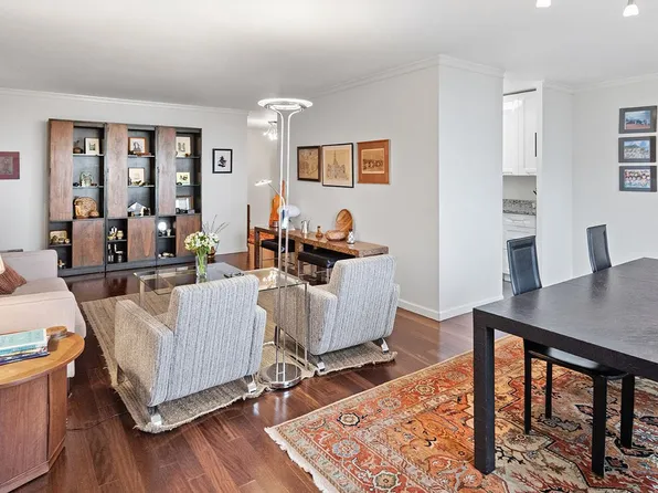 1901 John F Kennedy Blvd APT 2426, Philadelphia, PA 19103