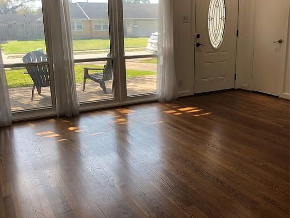 3rd image of 5210 Nina Lee Ln