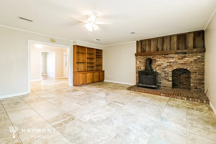 2731 Ranchwood Dr — Photo 6