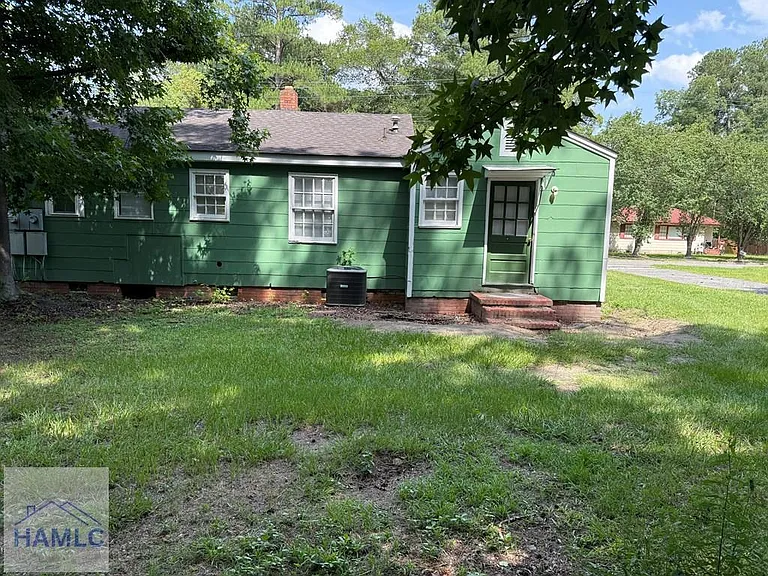 348 S Bamboo St — Photo 3